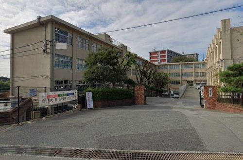 福岡市立和白丘中学校