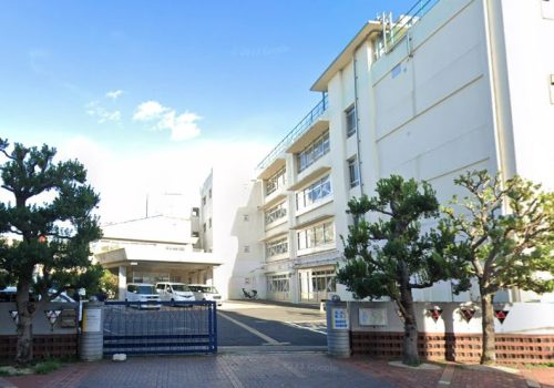 世田谷区立梅丘中学校