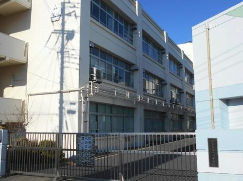 横浜市立中川中学校